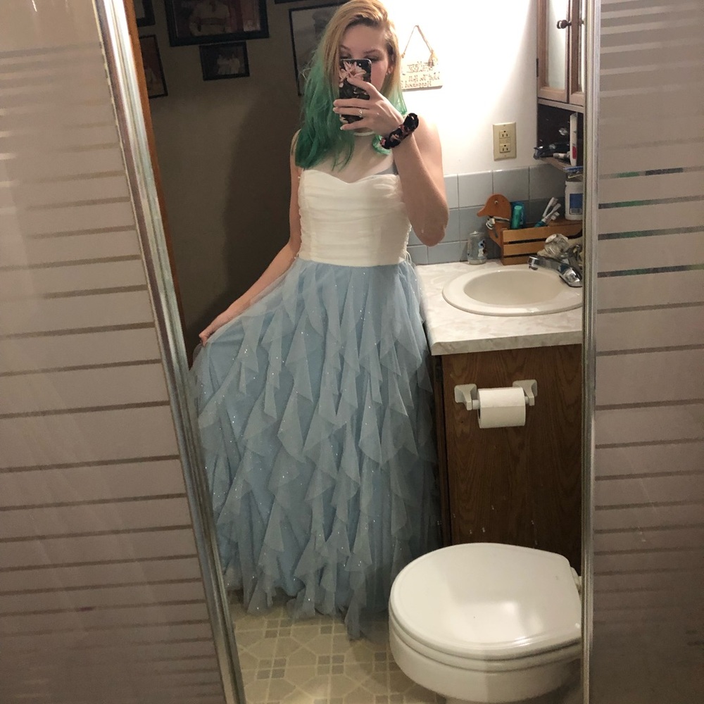 Prom dress
